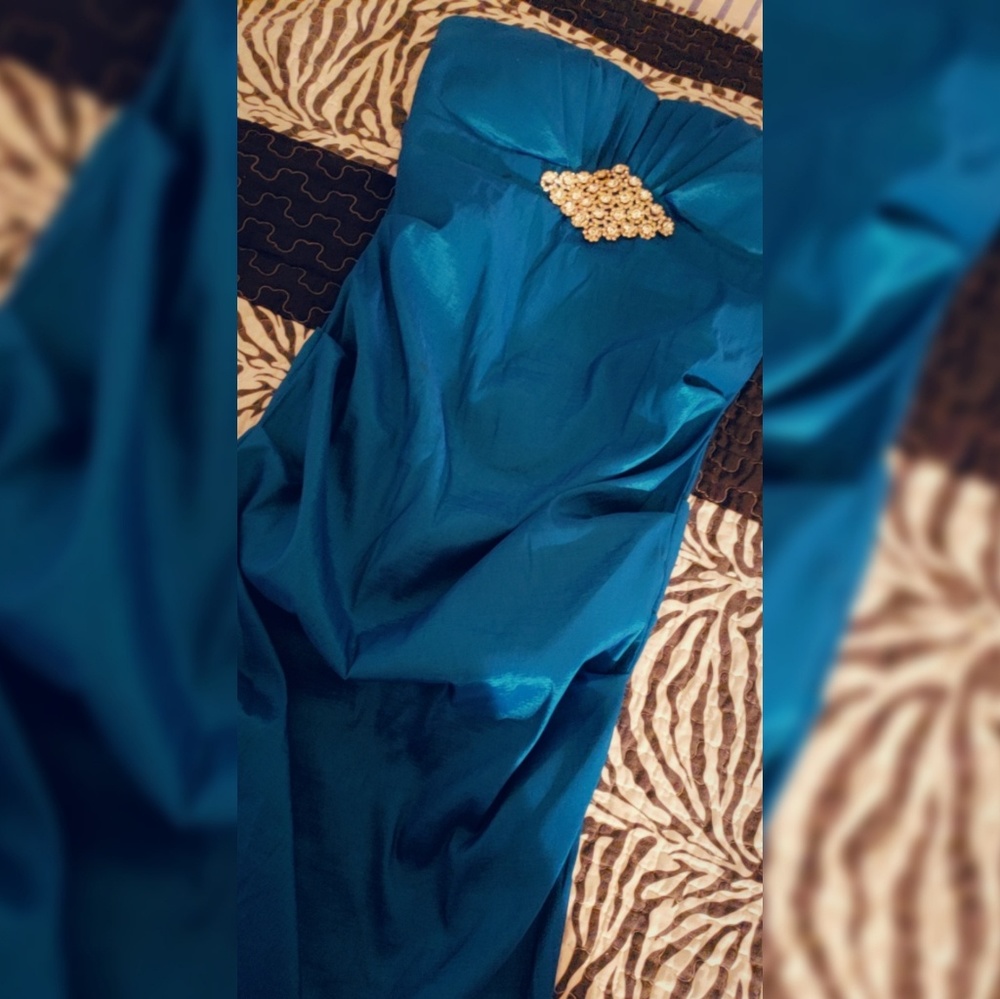 Blue Crinkle bodycon Dress